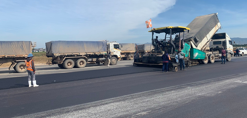 โครงการก่อสร้างต่อเติมความยาว ท่าอากาศยานแม่สอด อ.แม่สอด จ.ตาก