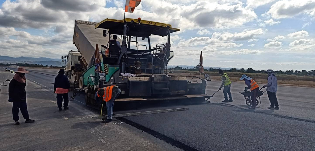 โครงการก่อสร้างต่อเติมความยาว ท่าอากาศยานแม่สอด อ.แม่สอด จ.ตาก