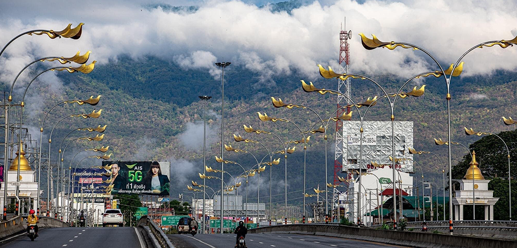  โครงการก่อสร้างทางลอดที่จุดตัดทางหลวงหมายเลข 11 กับ ทางหลวงหมายเลข 1001 (รวมสะพานข้ามแม่น้ำปิง) จ.เชียงใหม่